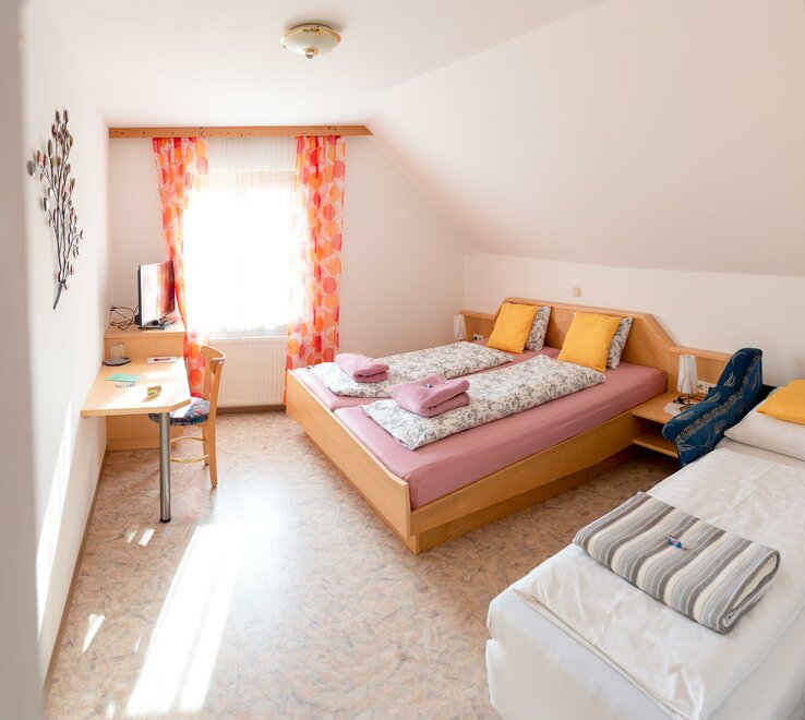Monteur-Zimmer - Preis pro Nacht - Kapfenstein - Gästehaus Nora