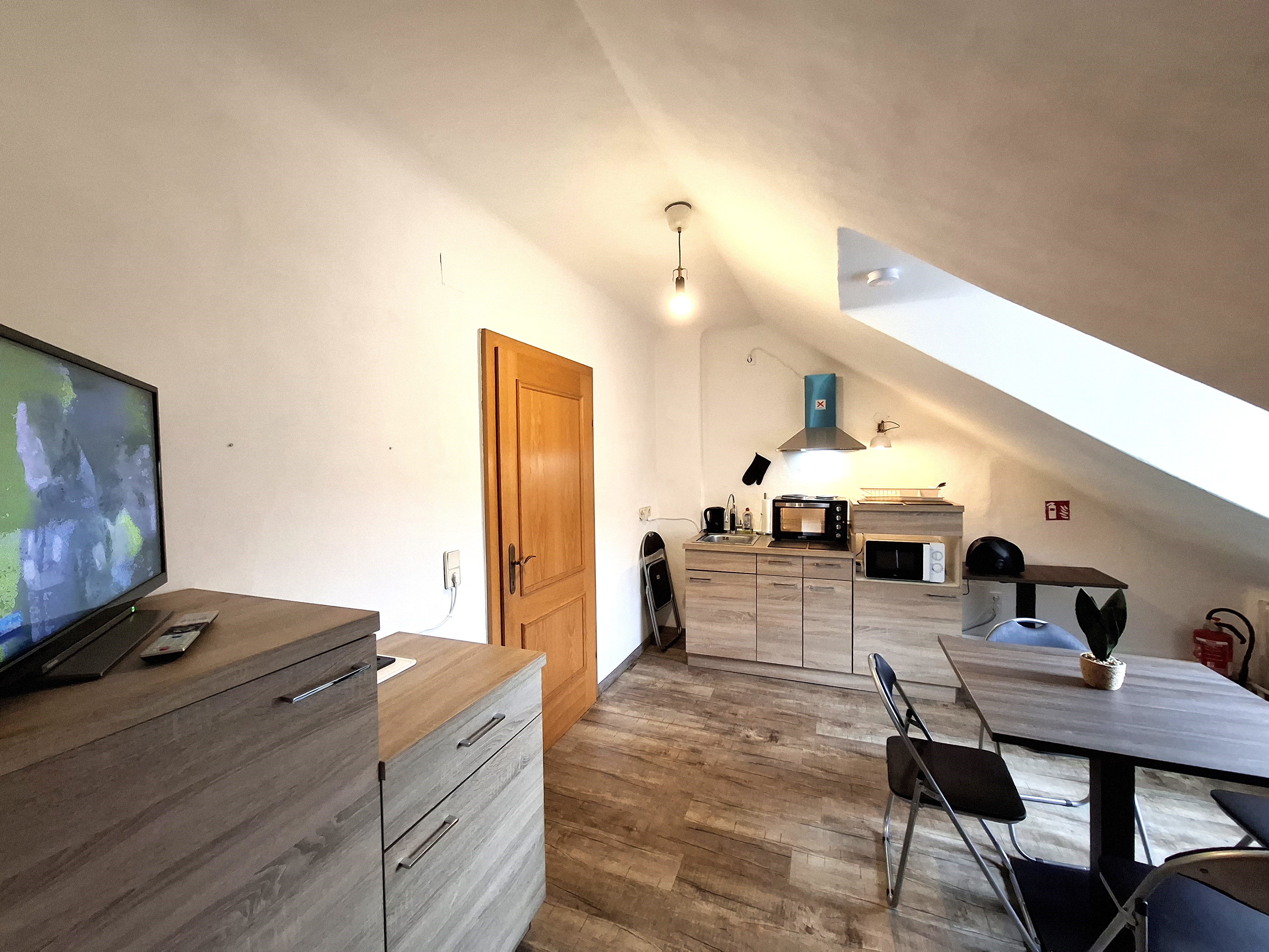 Monteur-Zimmer - Fernseher - Leoben (Leoben) - Küche -  Raben *** Apartment Leoben - Donawitz-Monteurunterkunft - Langzeitaufenthalte 