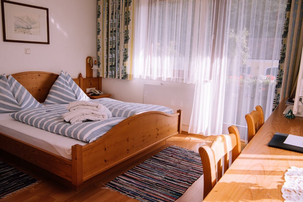 Monteur-Zimmer - Preis pro Nacht - Kapfenstein -  Haus Muik