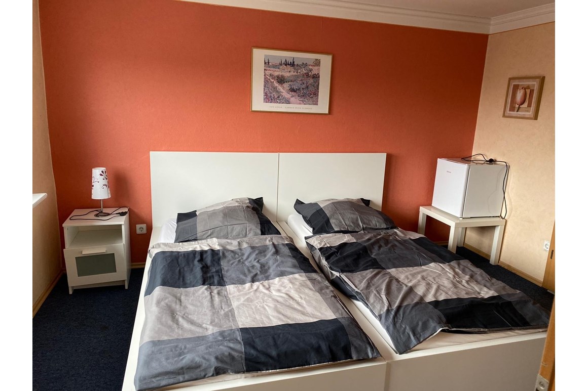 Monteur-Zimmer - Preis pro Nacht - Weinheim - Pension Vanessa Kronau