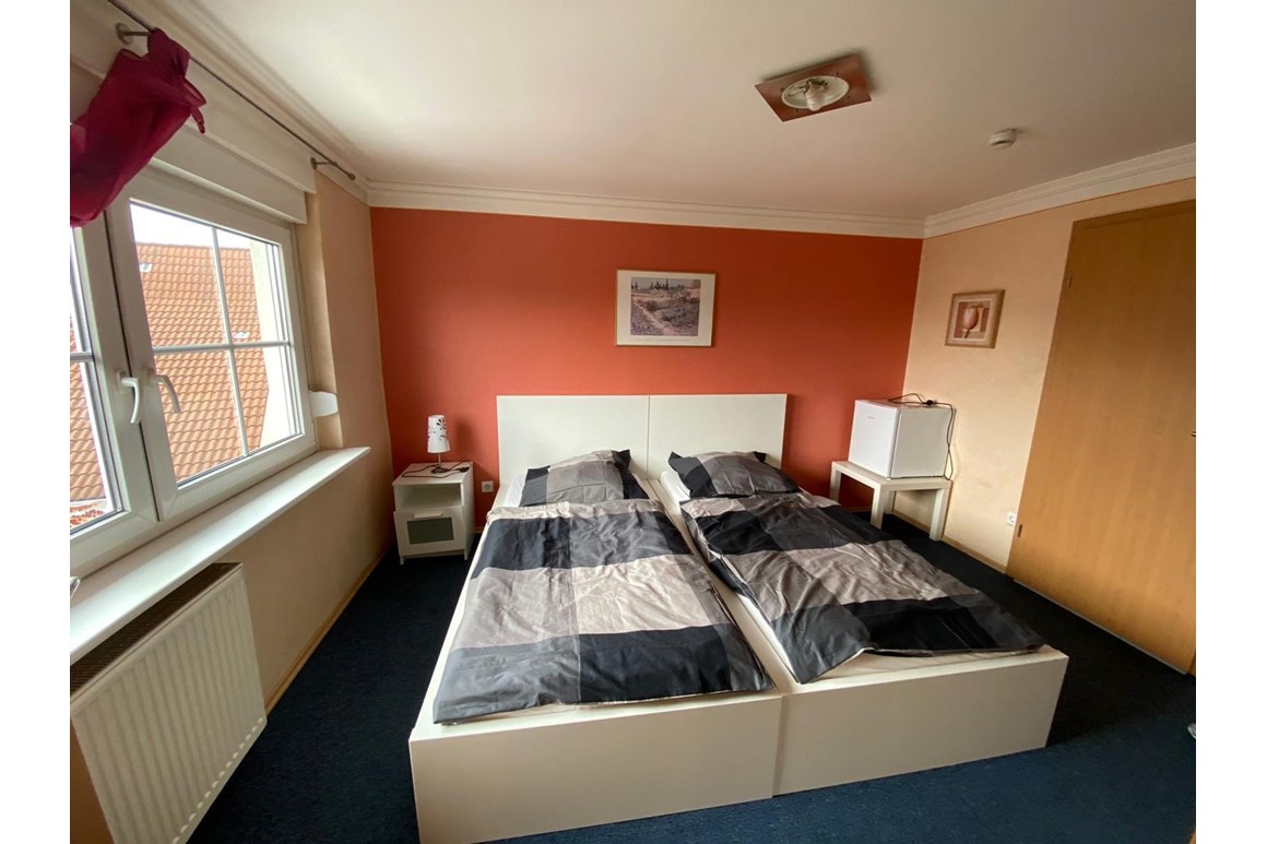 Monteur-Zimmer - Preis pro Nacht - Weinheim - Pension Vanessa Kronau