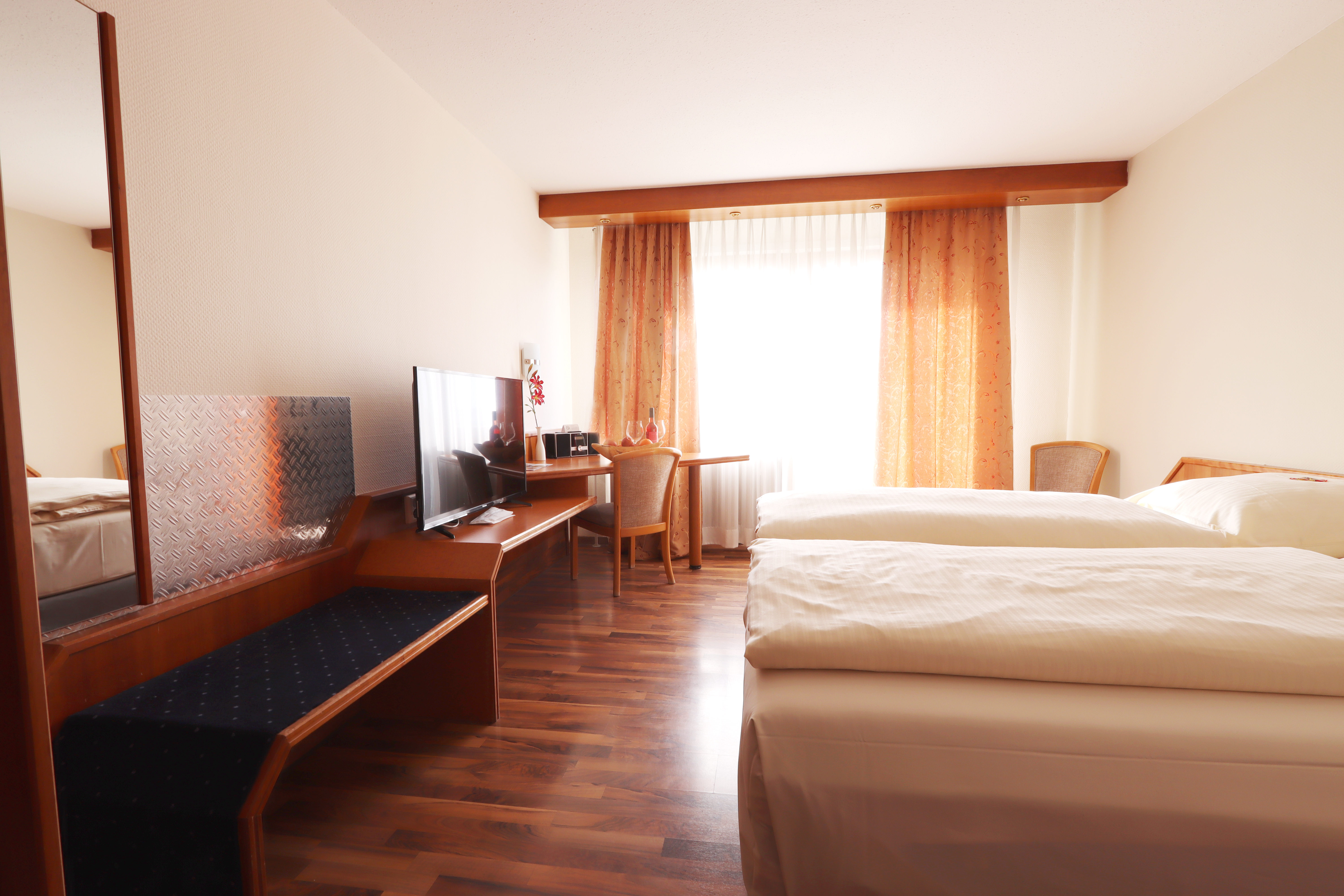 MonteurZimmer: Eines von 40 Apartments - Kemnater Hof -APARTMENTS-