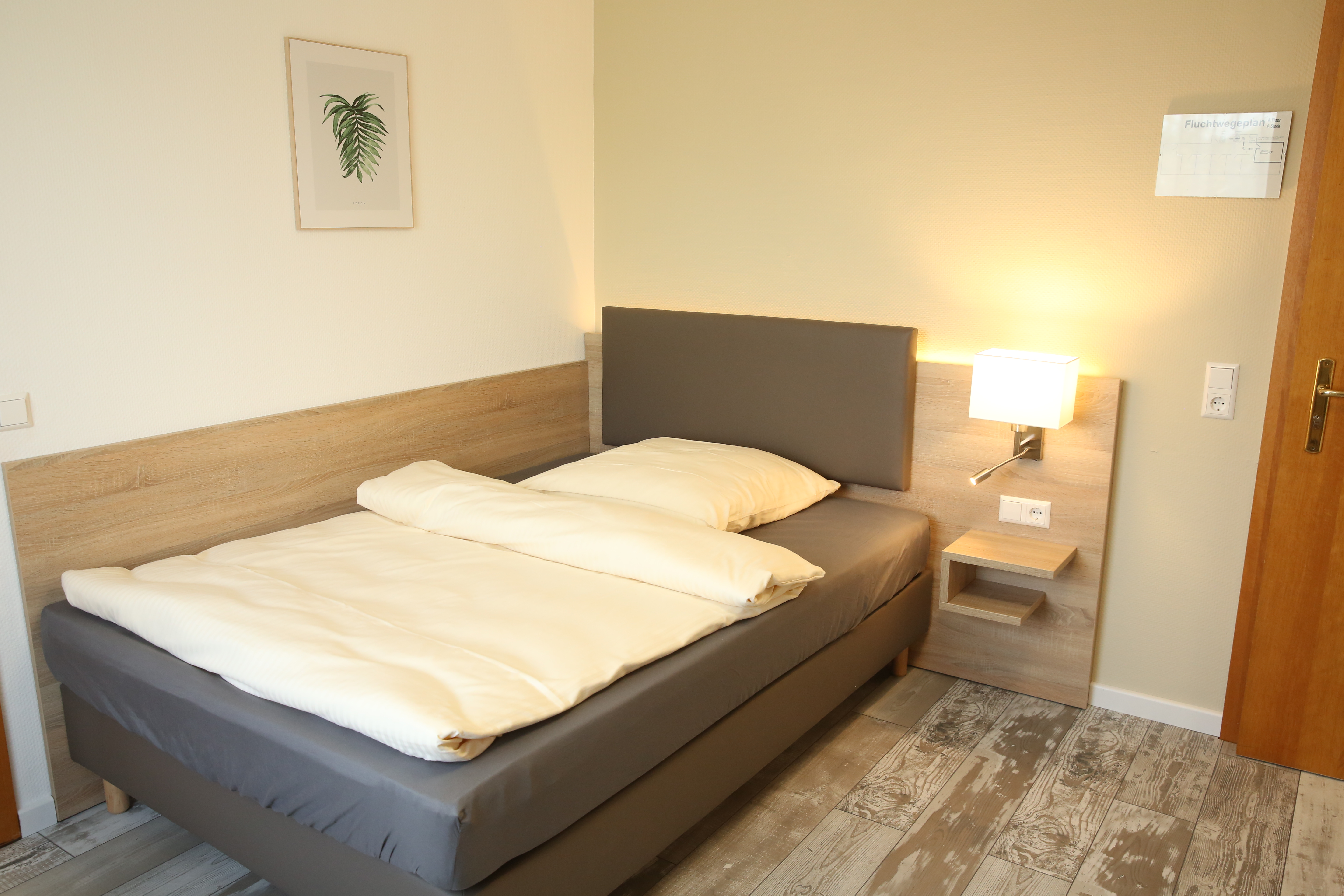 MonteurZimmer: Eines von 40 Apartments - Kemnater Hof -APARTMENTS-