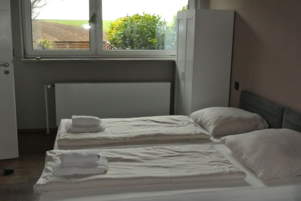 MonteurZimmer: Eines von 40 Apartments - Kemnater Hof -APARTMENTS-