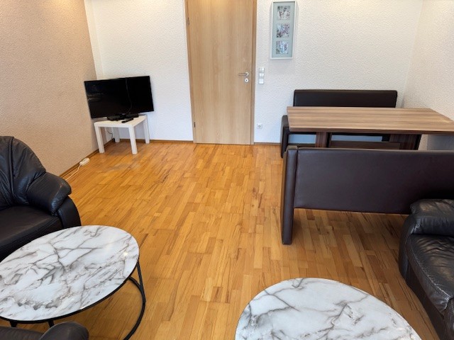 Monteur-Zimmer - Stuttgart - Privatzimmer Nik in Stuttgart