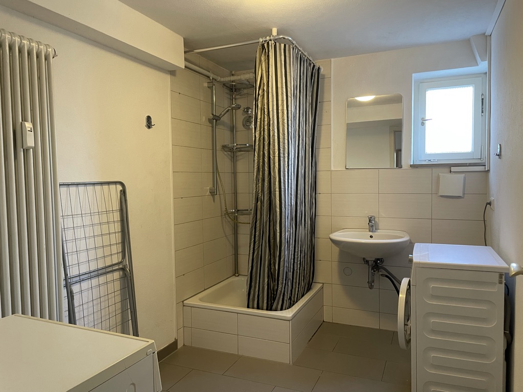 Monteur-Zimmer - Stuttgart - Abgeschlossene 2-Zimmer-Wohnung (5 Betten) in Stuttgart