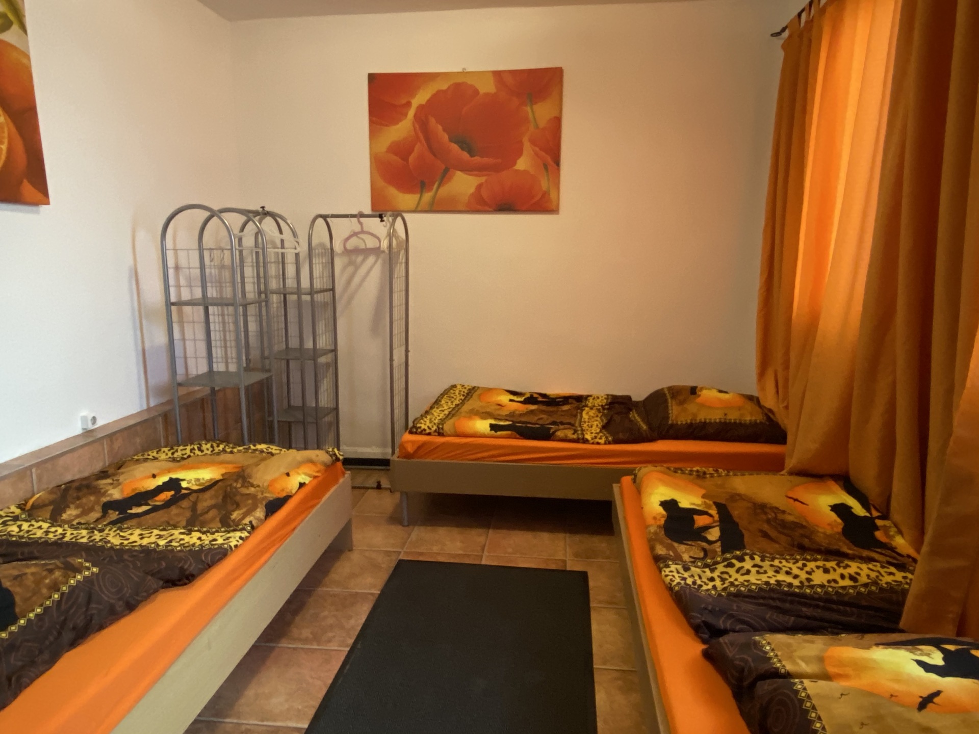 Monteur-Zimmer - Stuttgart - Gesamte Wohnung Stuttgart-Feuerbach ab 11,90 Euro