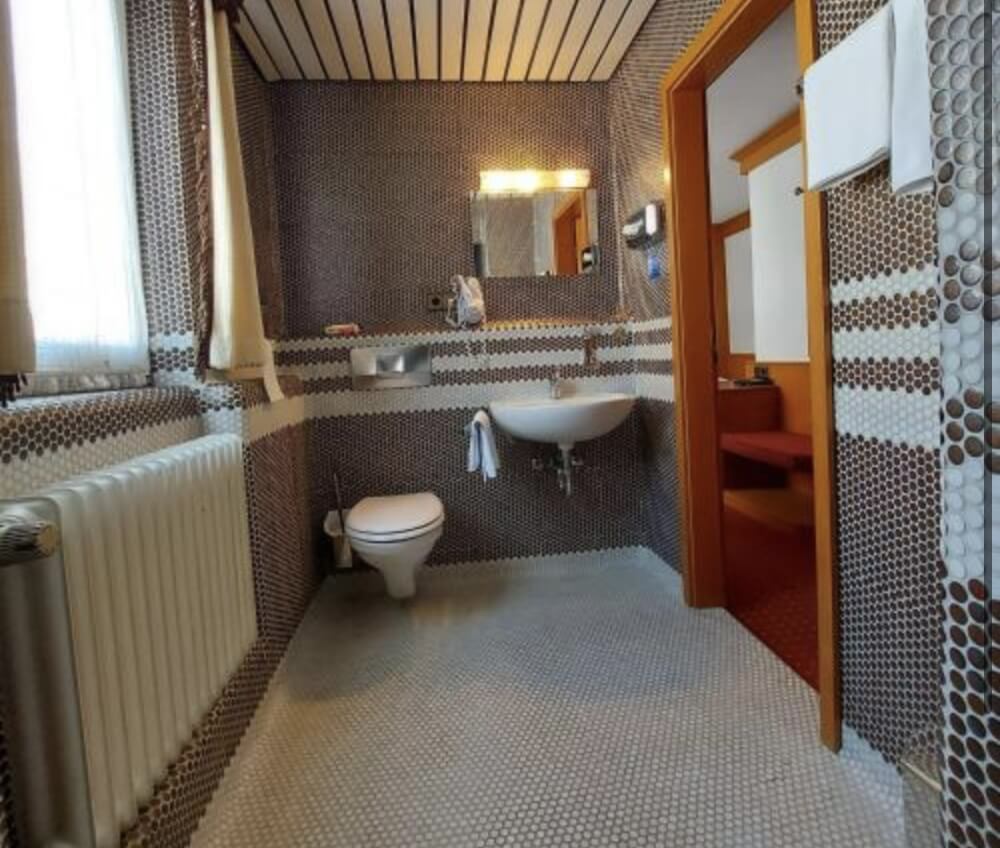 Monteur-Zimmer - Stuttgart - Stuttgart Untertürkheim, Wasen, Mercedes-Benz, Bosch, Porsche,