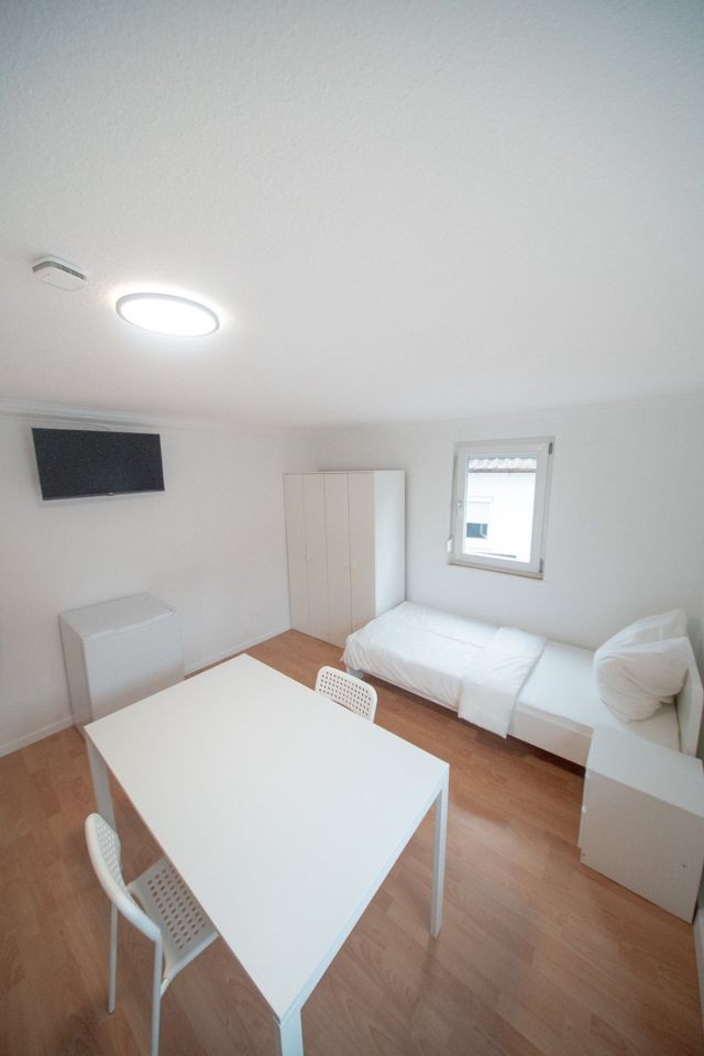 Monteur-Zimmer - Stuttgart - Saubere Monteurunterkunft–bequeme Betten und Zentral Esslingen