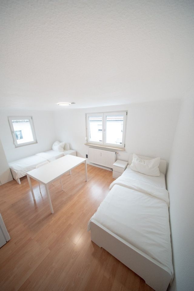 Monteur-Zimmer - Stuttgart - Saubere Monteurunterkunft–bequeme Betten und Zentral Esslingen