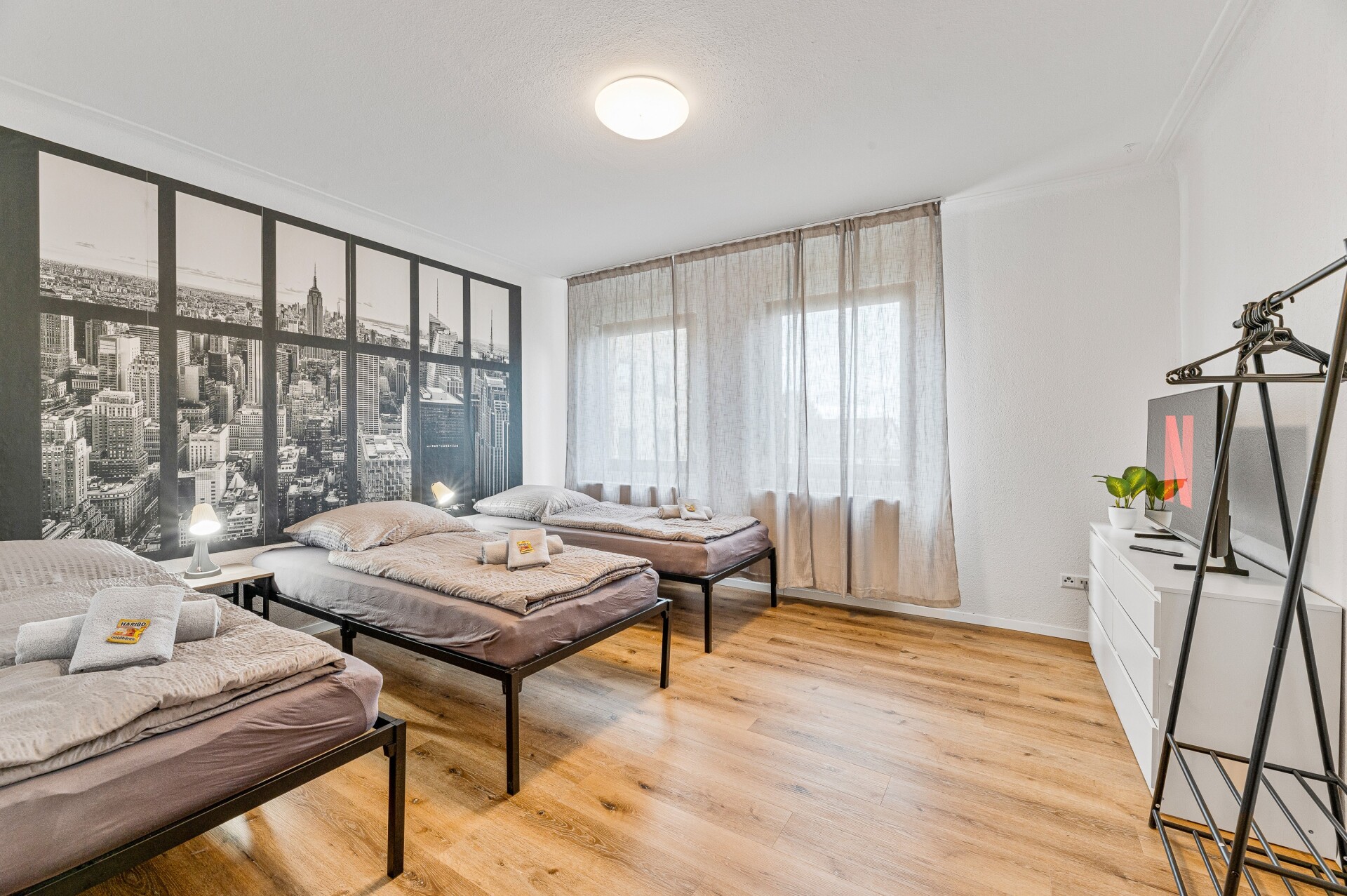 Monteur-Zimmer - Stuttgart - Apartments für Monteure bis 22 Mann Leonberg Ditzingen Ludwigsburg