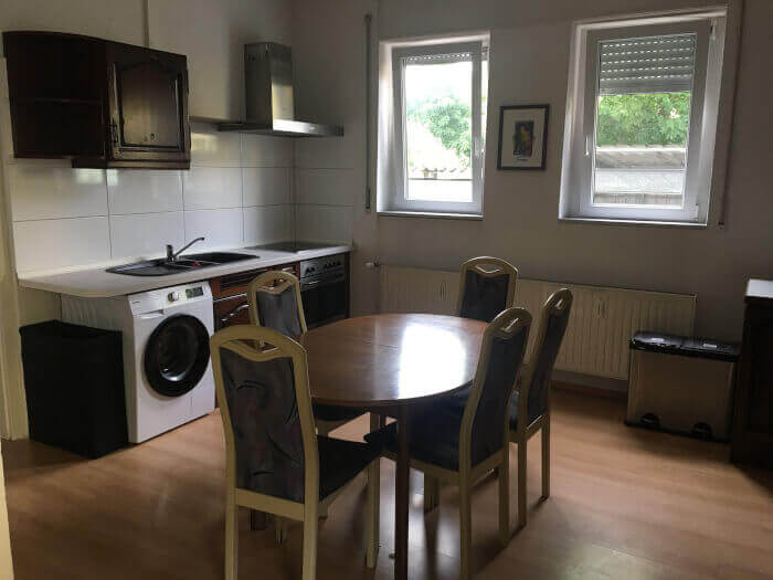 Monteur-Zimmer - Stuttgart - Caramanno