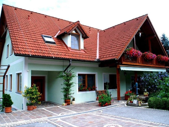 MonteurZimmer: Haus Brugner Helga