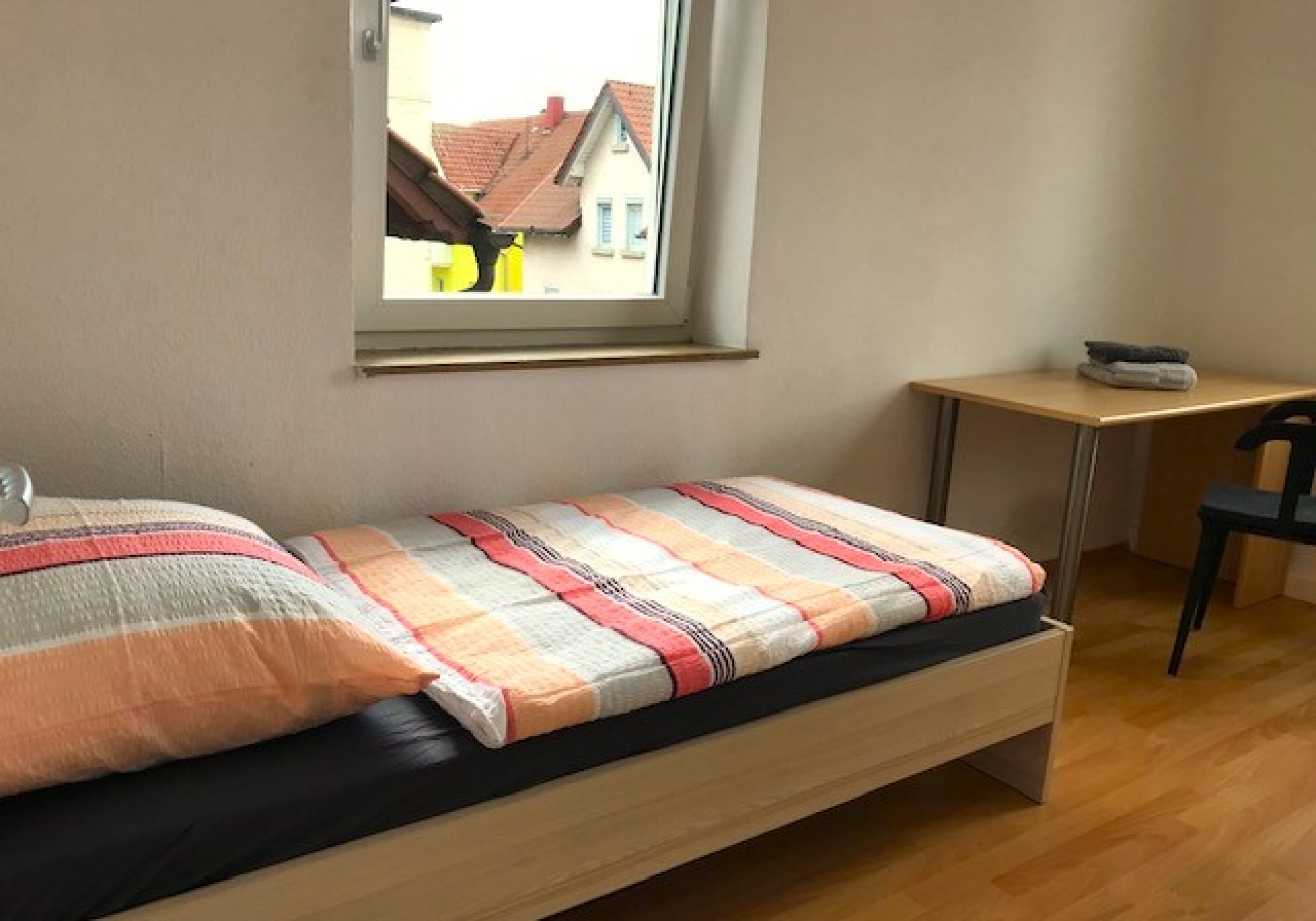 Monteur-Zimmer - Stuttgart - 4-Zimmer Wohnung in Bad Cannstatt