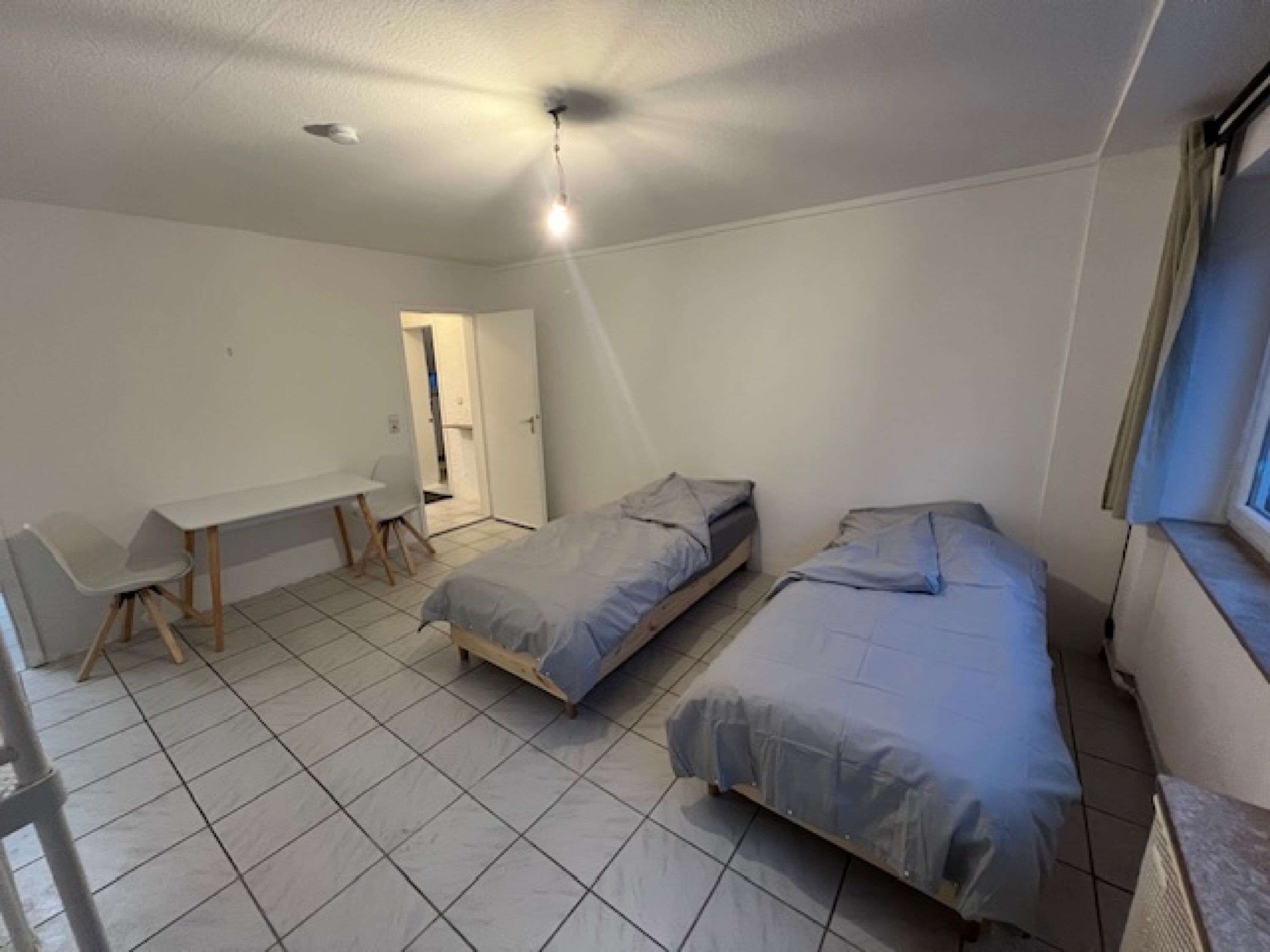 Monteur-Zimmer - Stuttgart - Oliver Moll Wohnung Böblingerstarße