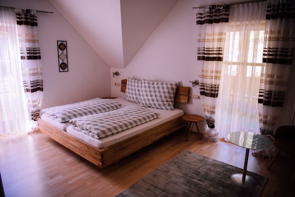 Monteur-Zimmer - Preis pro Nacht - Mühldorf bei Feldbach - Gästehaus Brünner