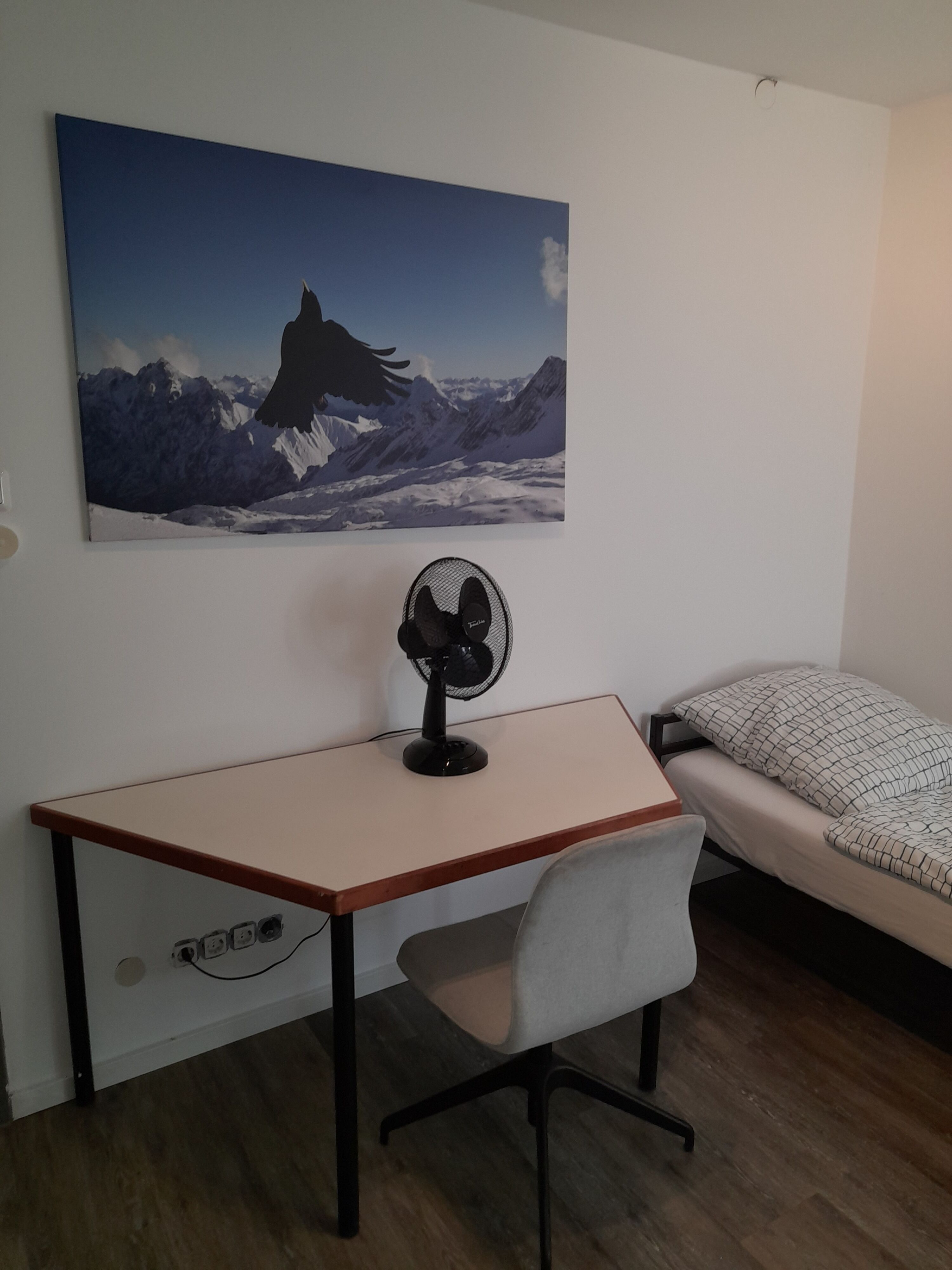 Monteur-Zimmer - Stuttgart - Unterkunft für Monteure in Stuttgart-Bad Cannstatt