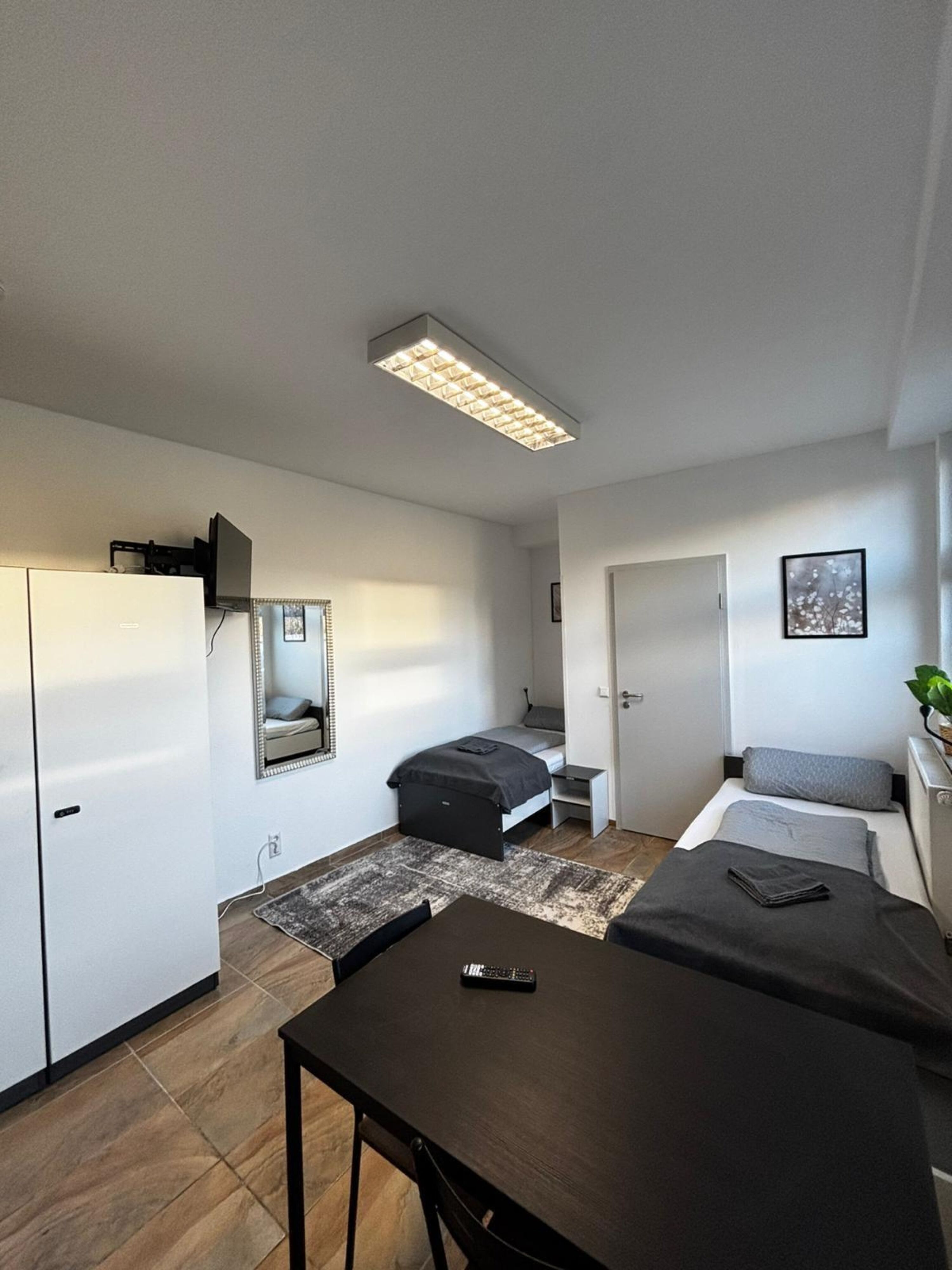 Monteur-Zimmer - Stuttgart - Monteur Boardinghouse WorkHomes Zuffenhausen