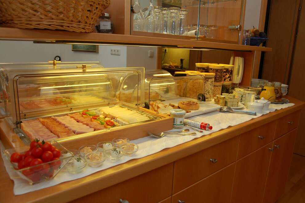 Monteur-Zimmer - Preis pro Nacht - Kapfenstein - Pension zur Post