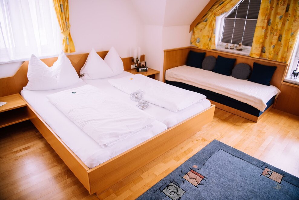 Monteur-Zimmer - Preis pro Nacht - Kapfenstein - Pension zur Post