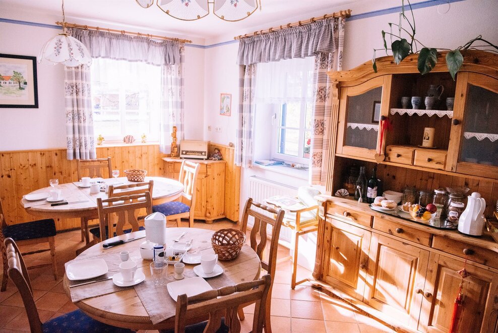 Monteur-Zimmer - Preis pro Nacht - Mühldorf bei Feldbach - Gästehaus Taucher