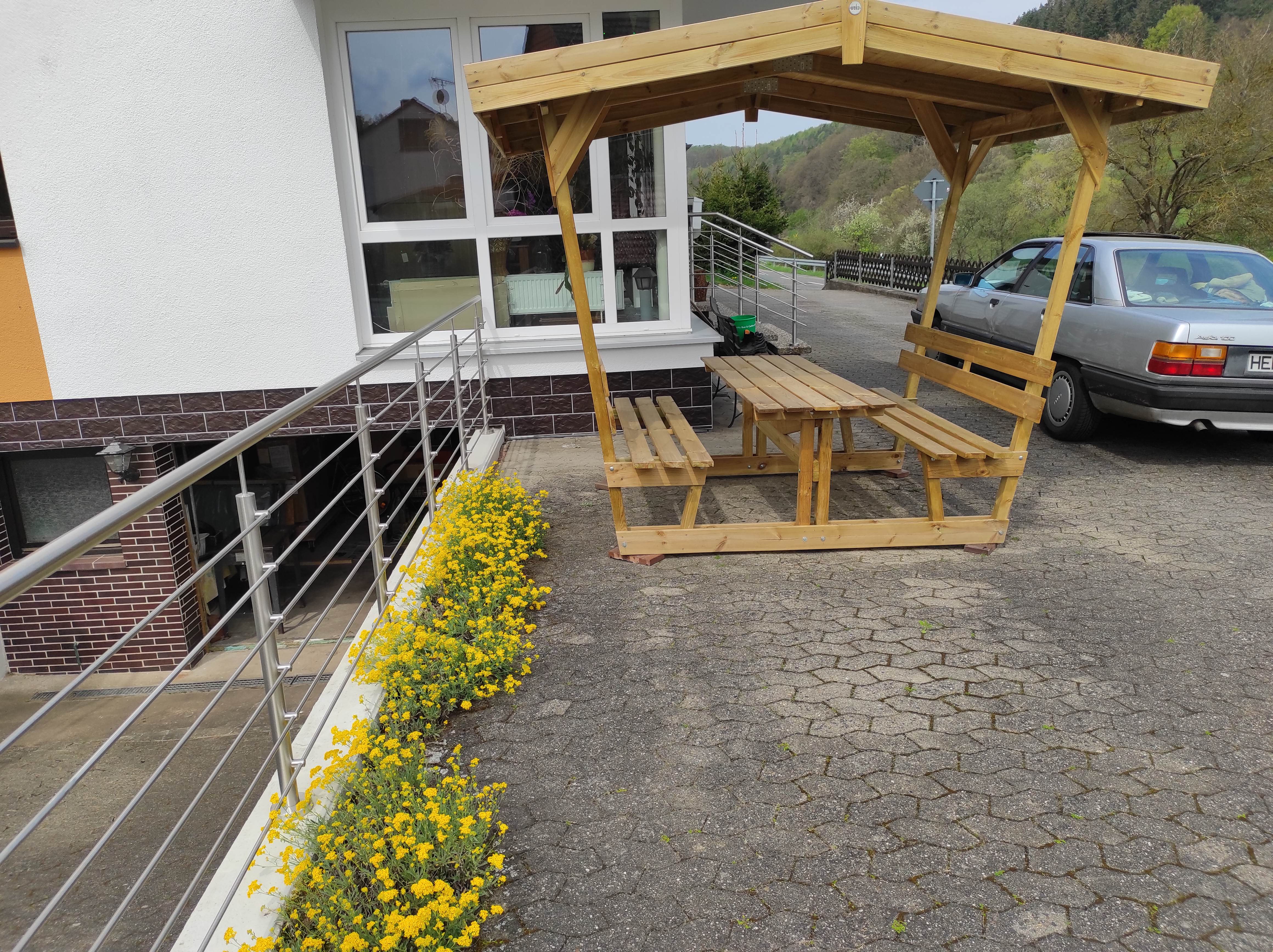 MonteurZimmer: Heidis Almhütte - Ferienwohnung Heidrun Brand