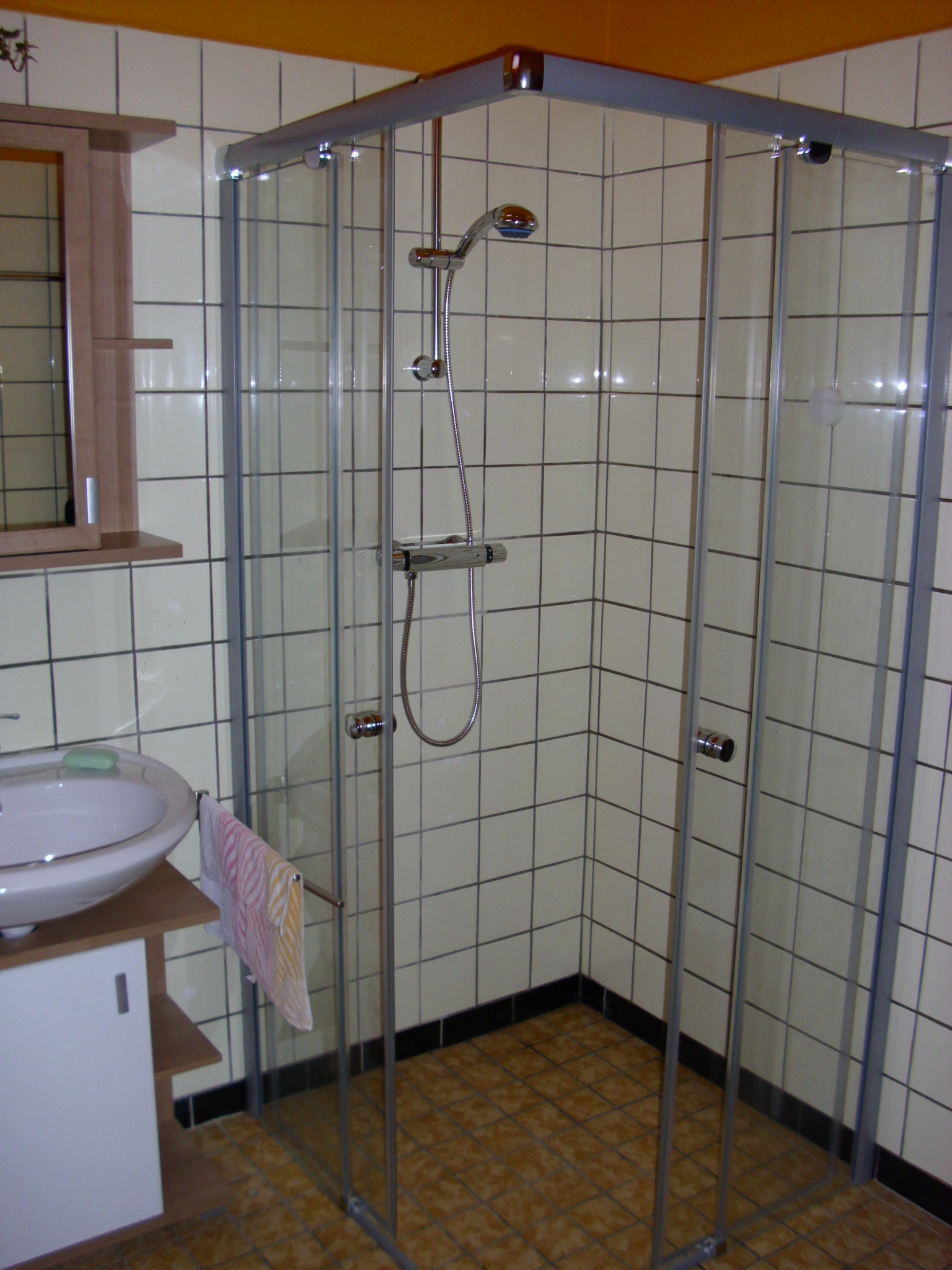 MonteurZimmer: Dusche - Ferienwohnung Heidrun Brand