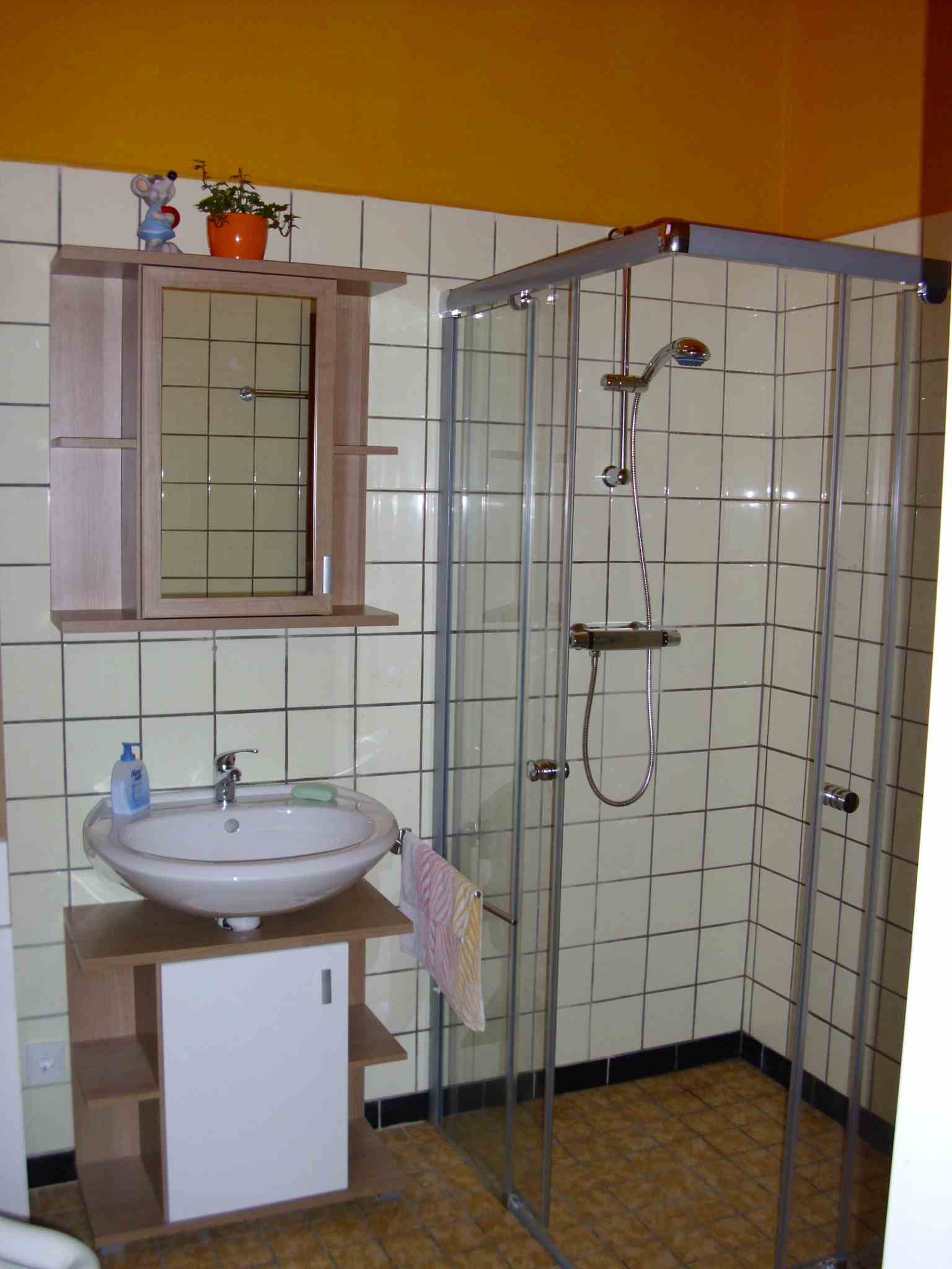 MonteurZimmer: Dusche - Ferienwohnung Heidrun Brand