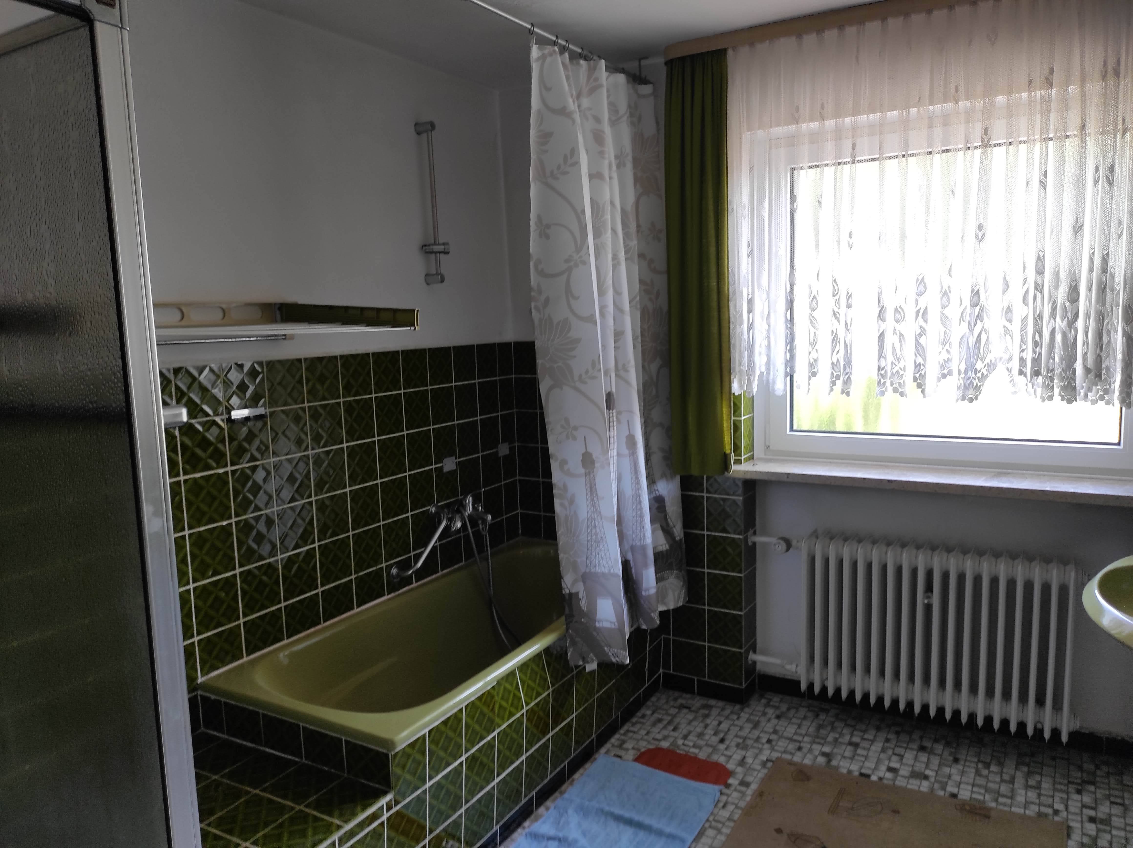 MonteurZimmer: Wanne - Ferienwohnung Heidrun Brand