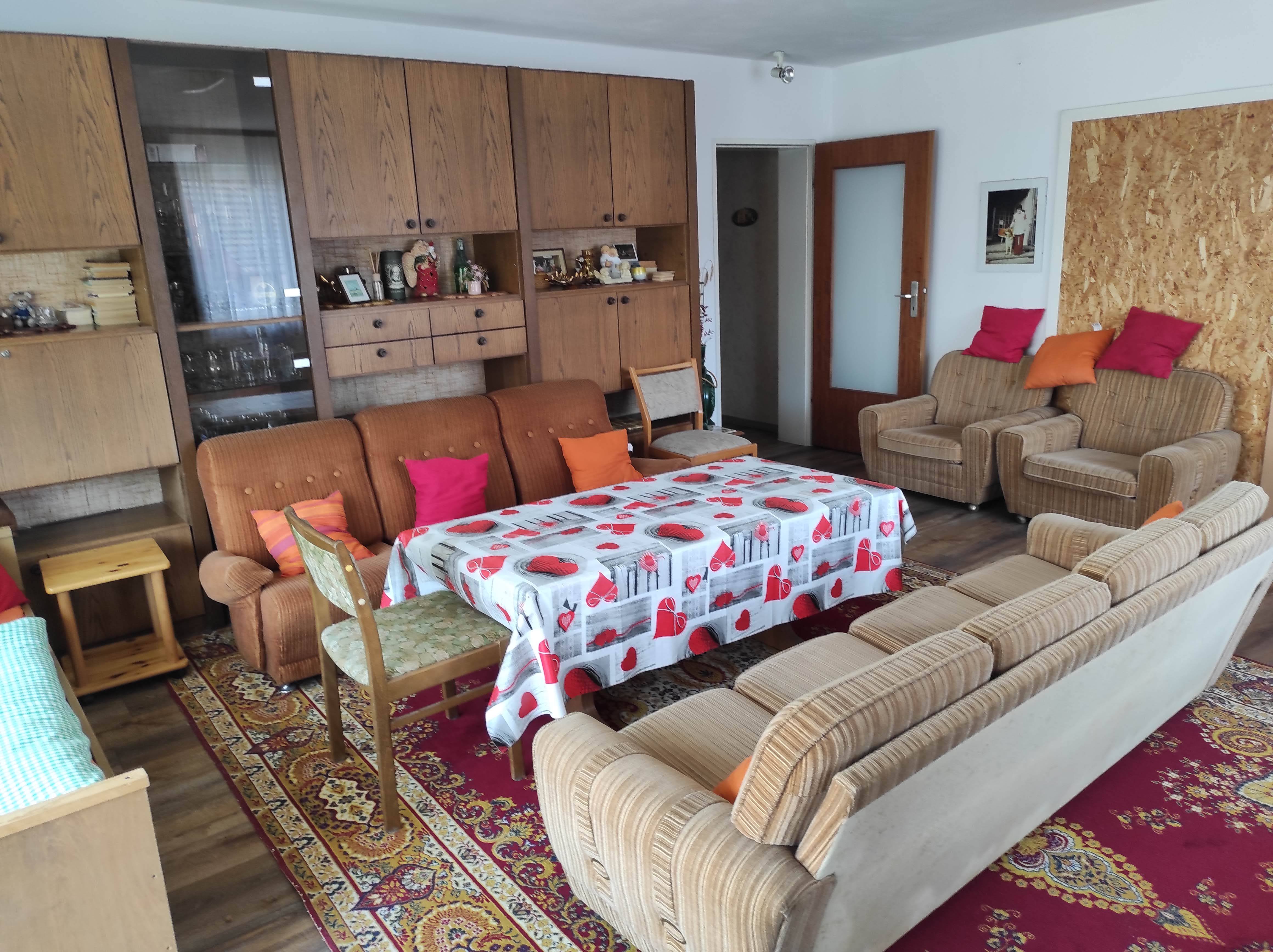 MonteurZimmer: Wohnzimmer - Ferienwohnung Heidrun Brand