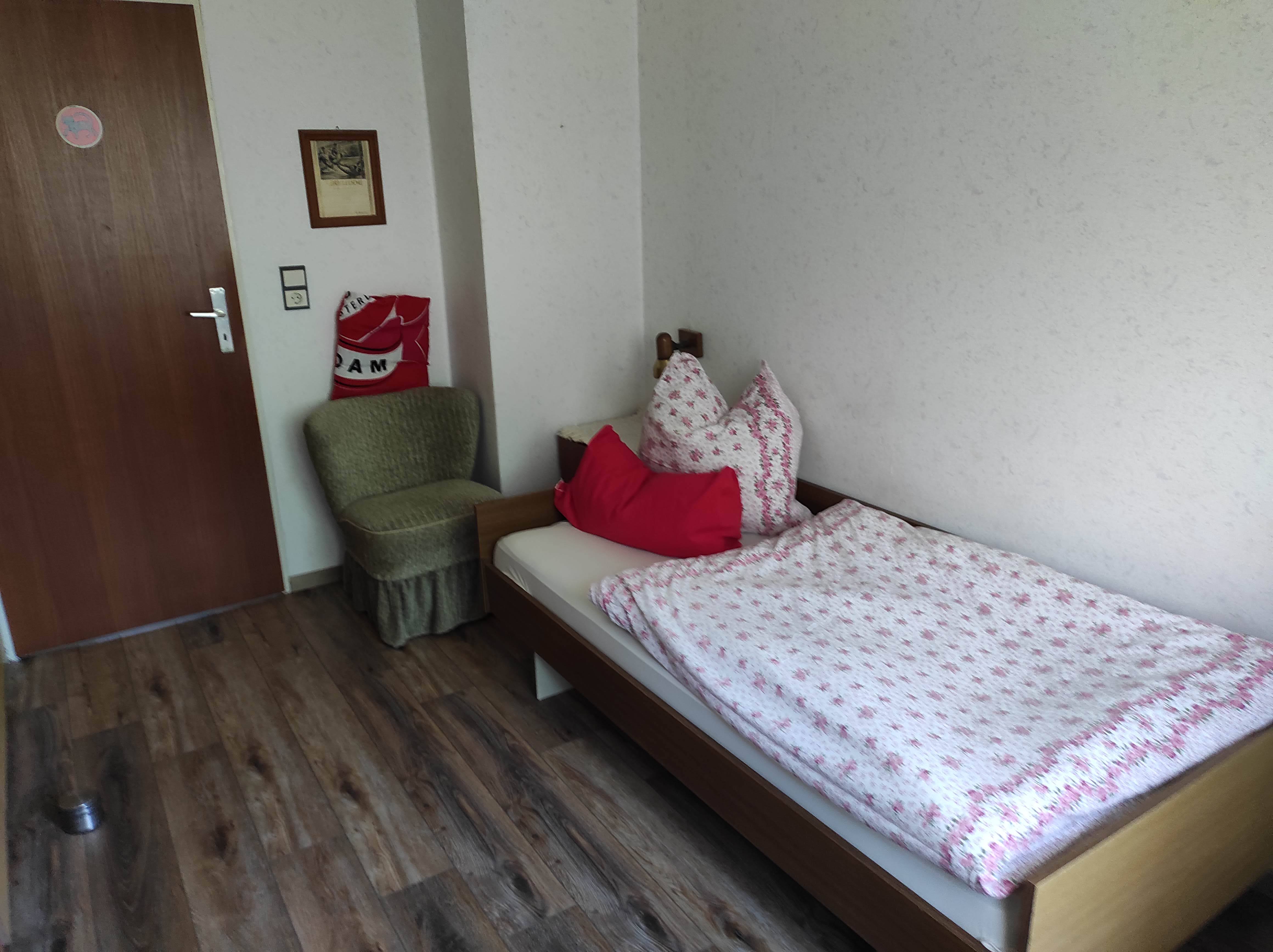 MonteurZimmer: Zimmer 5 - Ferienwohnung Heidrun Brand