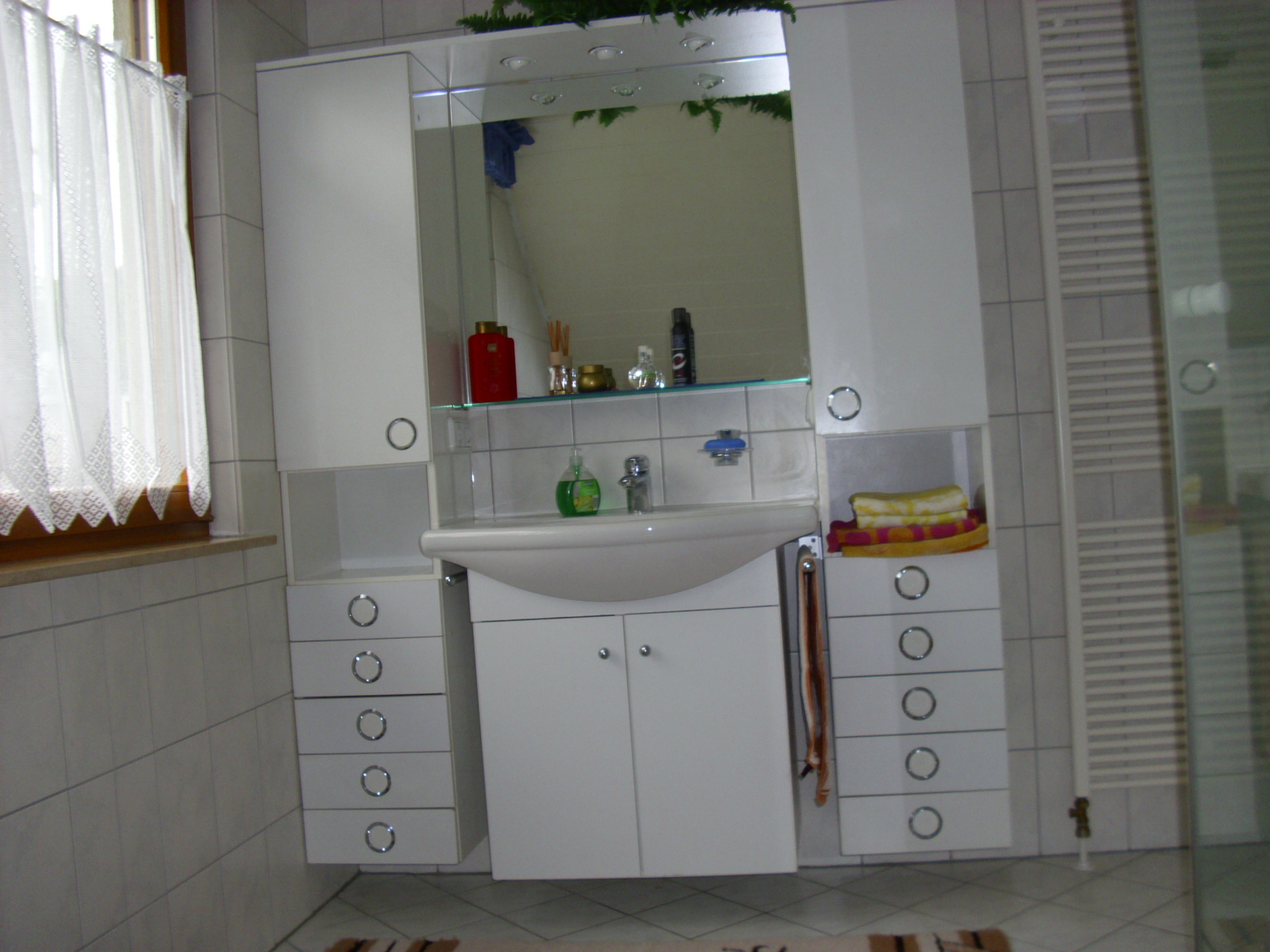 MonteurZimmer: Waschbecken - Ferienwohnung Nadine Brand