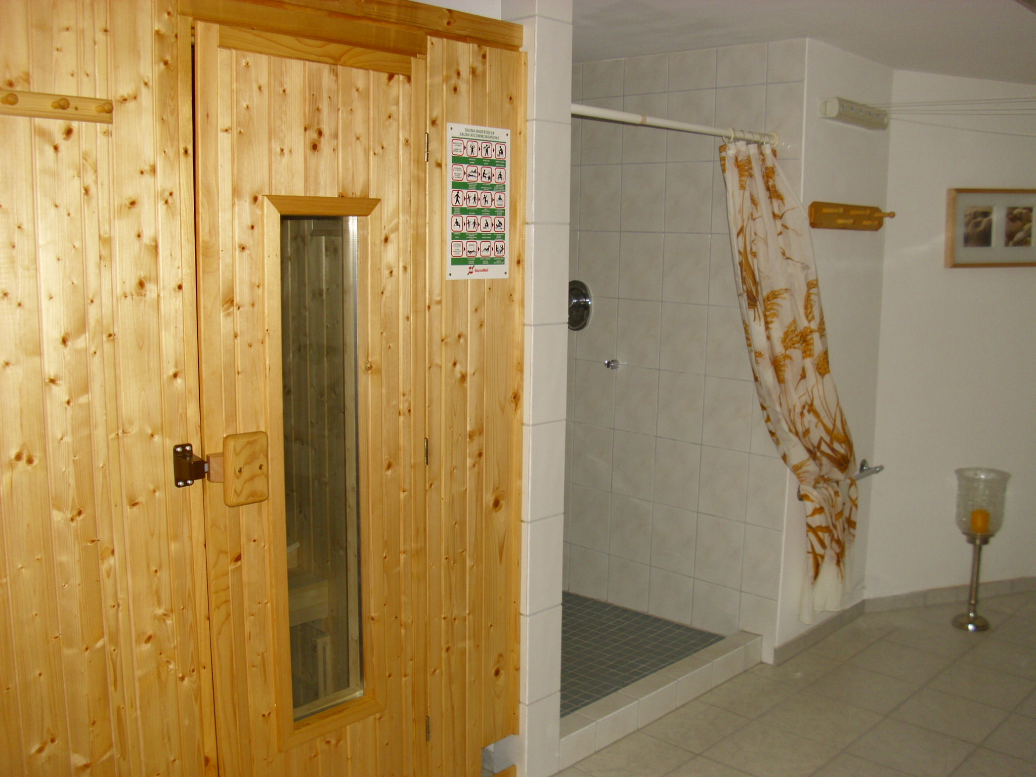 MonteurZimmer: Sauna - Ferienwohnung Nadine Brand