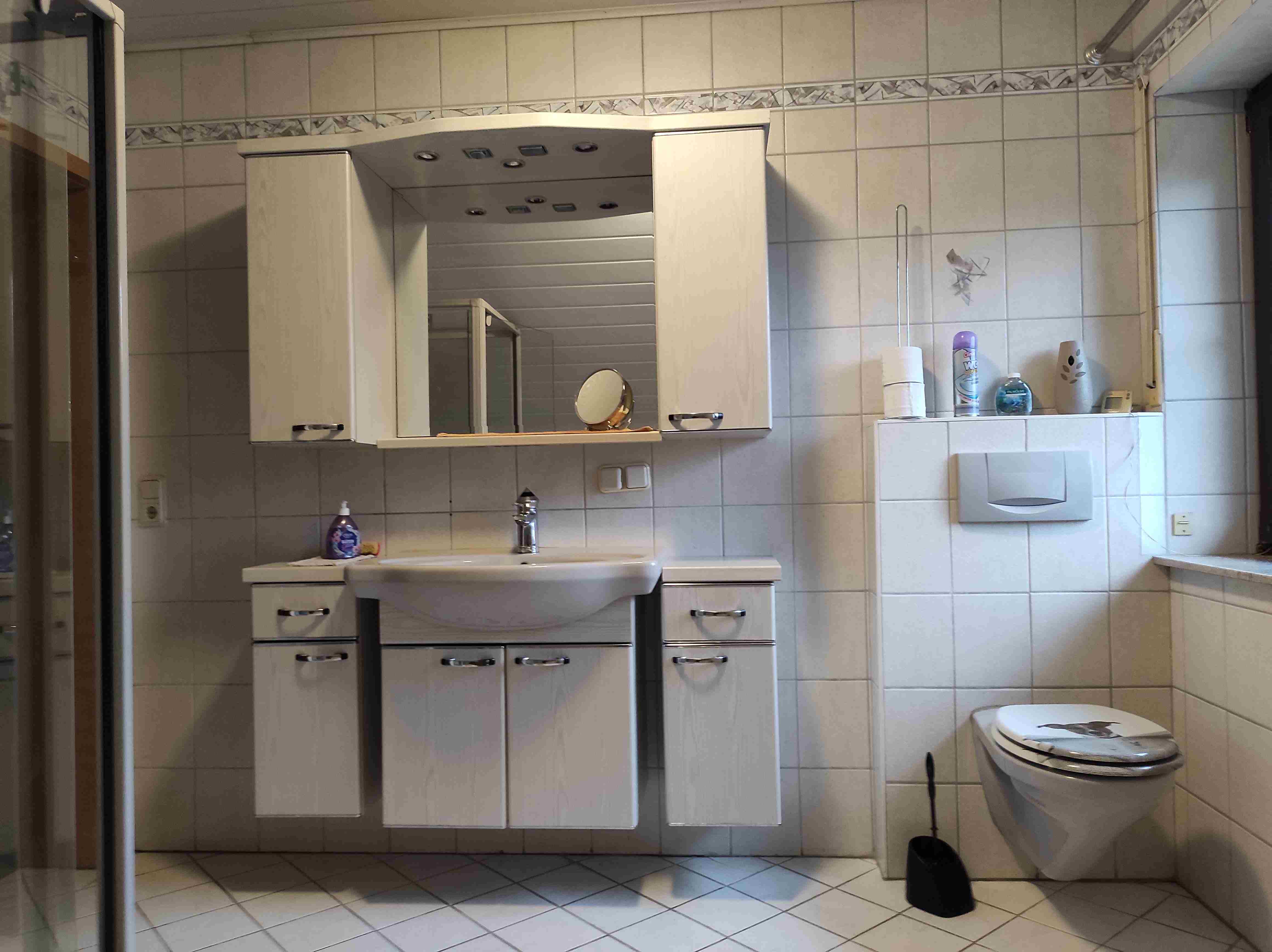 MonteurZimmer: Bad - Waschbecken - Monteurwohnung MonteKali