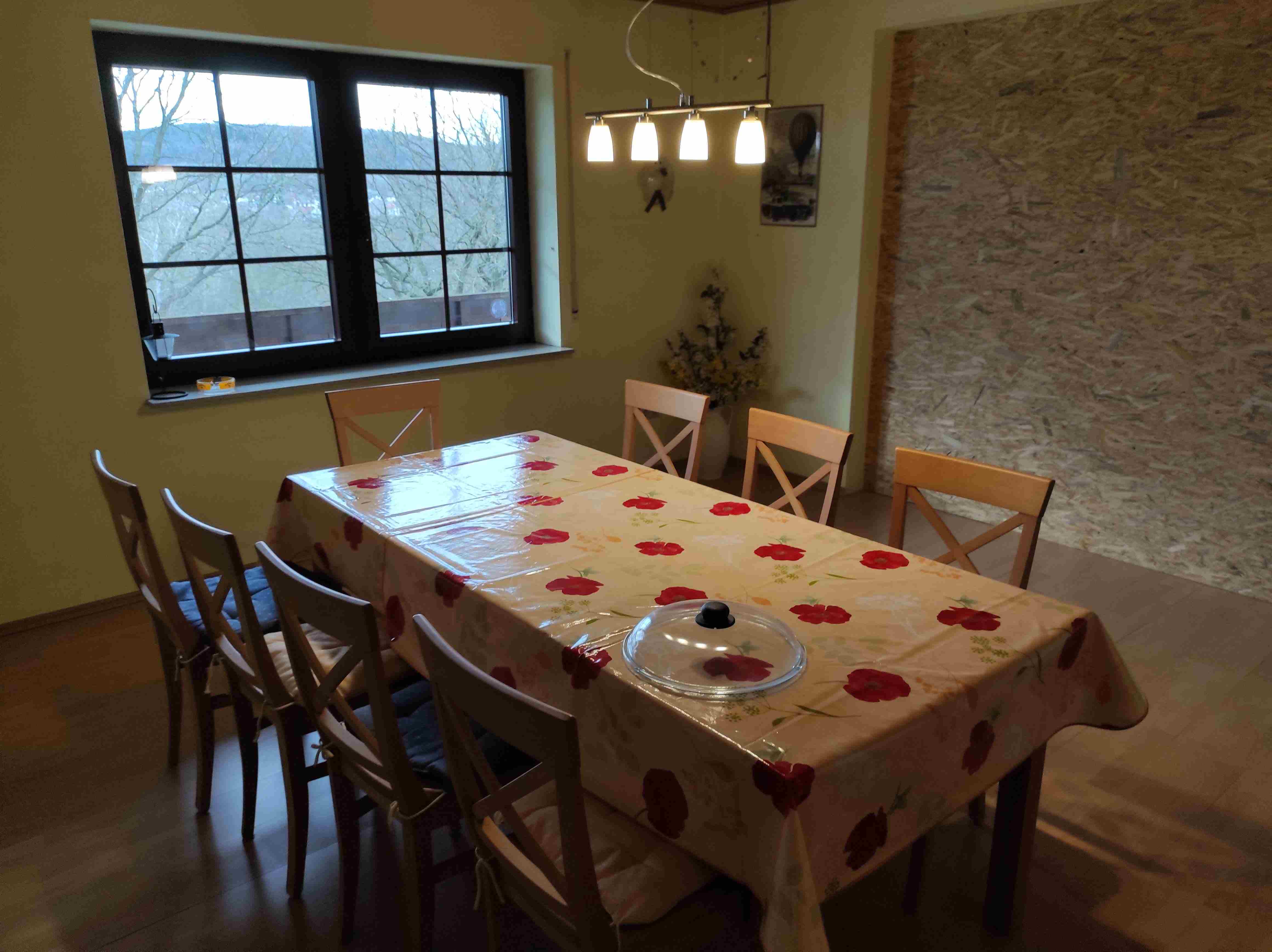 MonteurZimmer: Esszimmer - Monteurwohnung MonteKali