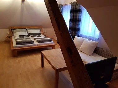 MonteurZimmer: Ferienwohnung Lukas Oscar