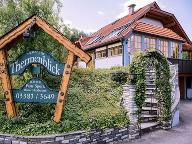 MonteurZimmer:  Gästehaus Thermenblick