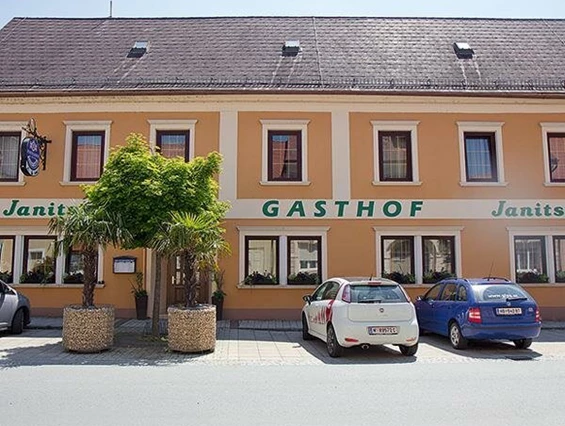 MonteurZimmer: Gasthof Restaurant Janits