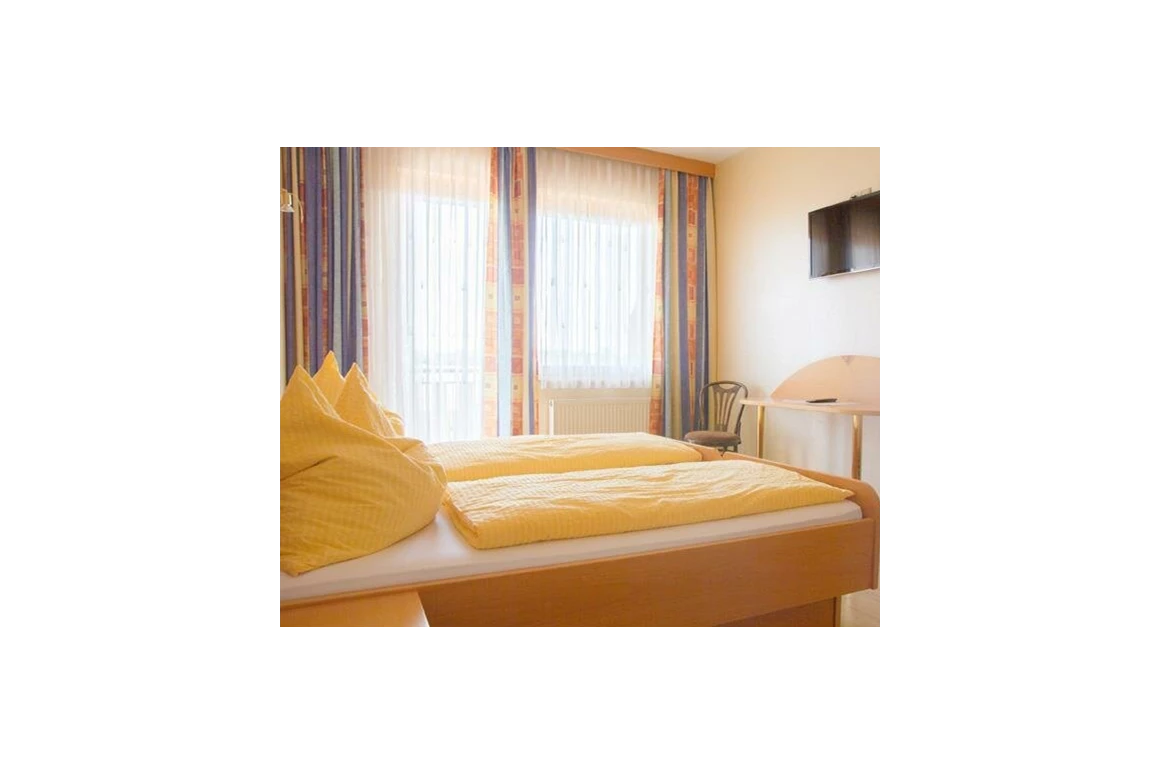 MonteurZimmer: Gasthof Restaurant Janits