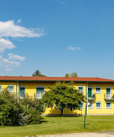 MonteurZimmer: Das Hotel - Hotel-Restaurant Neuhold