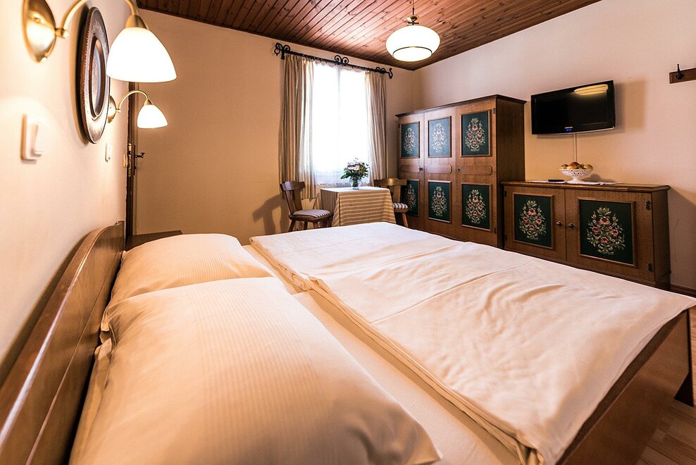 Monteur-Zimmer - Preis pro Nacht - Zum Hirschen***