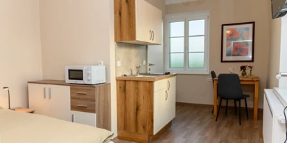 Monteur-Zimmer - Preis pro Nacht - Thermenland Steiermark - Einzel-, Doppel- und Dreibettzimmer in 8330 Feldbach, Paurach 3