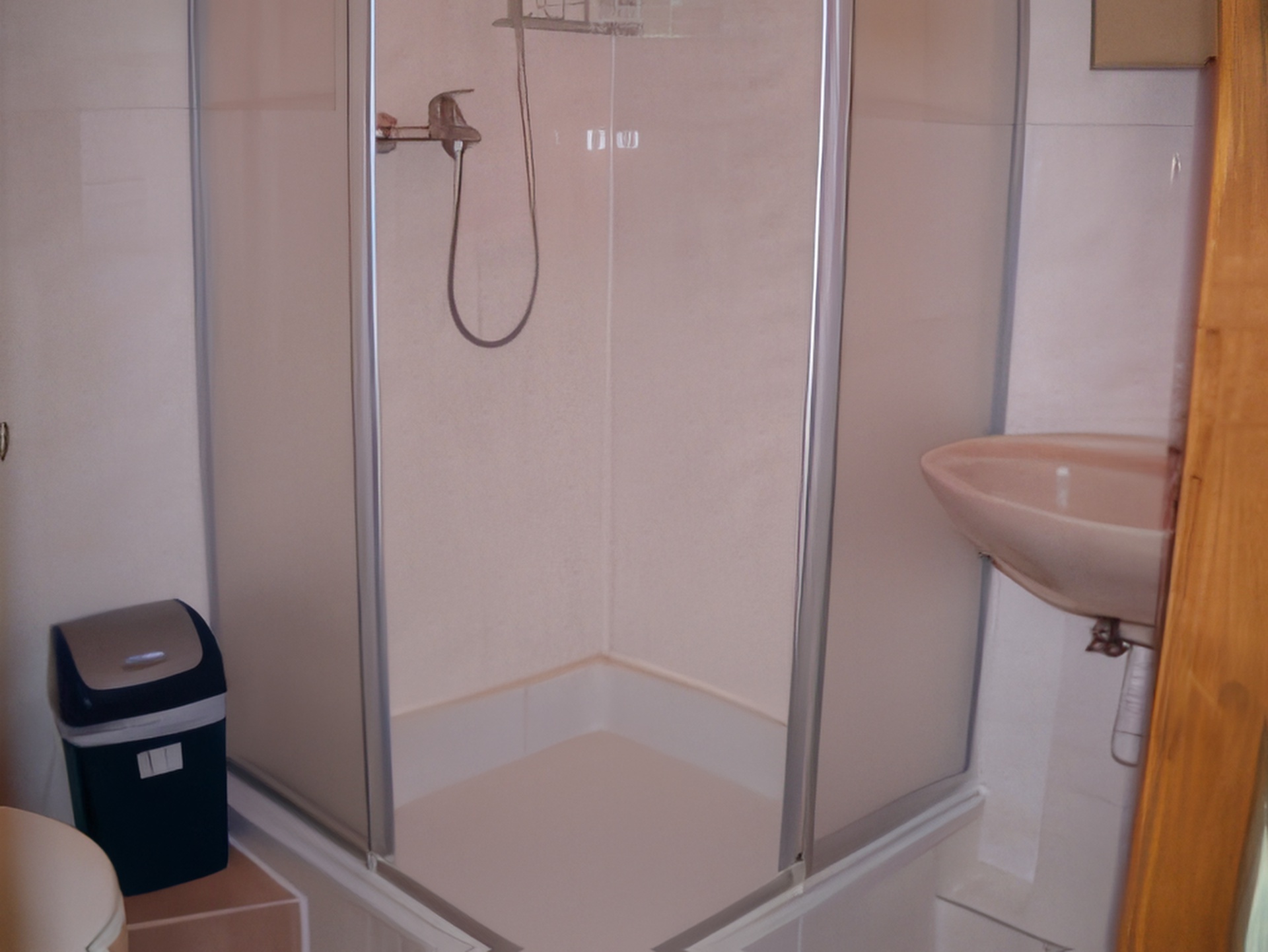 Monteur-Zimmer - Stahnsdorf - Pension Varna