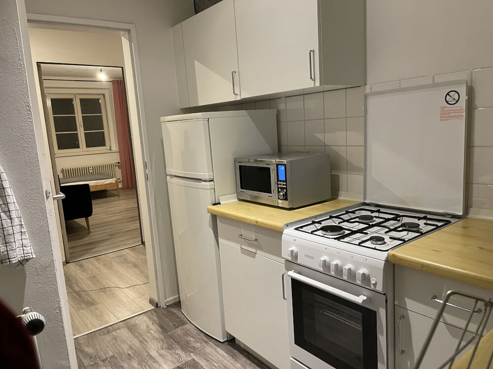 Monteur-Zimmer - Stahnsdorf - Berlin Flats Centre