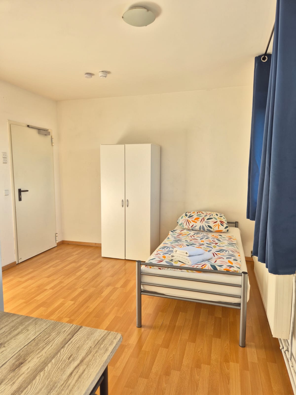 Monteur-Zimmer - Stahnsdorf - GASTEM - Einzel- und Doppelzimmer in Berlin-Pankow