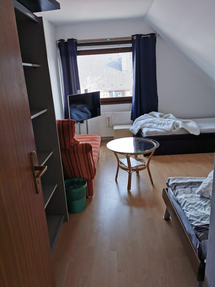 Monteur-Zimmer - Stahnsdorf - Wohlfühl Oase Große Einlieger Wohnung 110 Qm. für 1-6 Personen