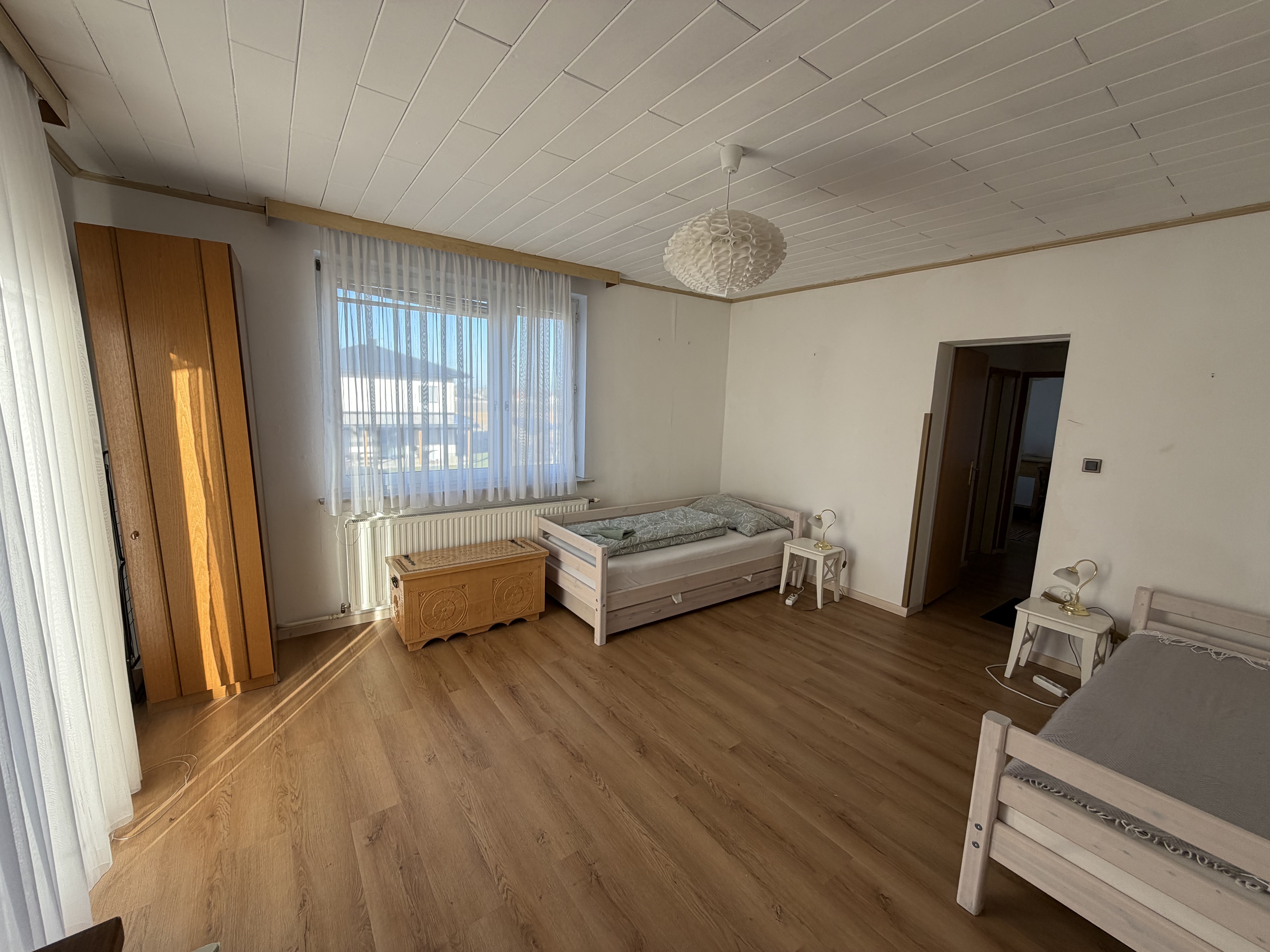 MonteurZimmer: Gästehaus Weinburg