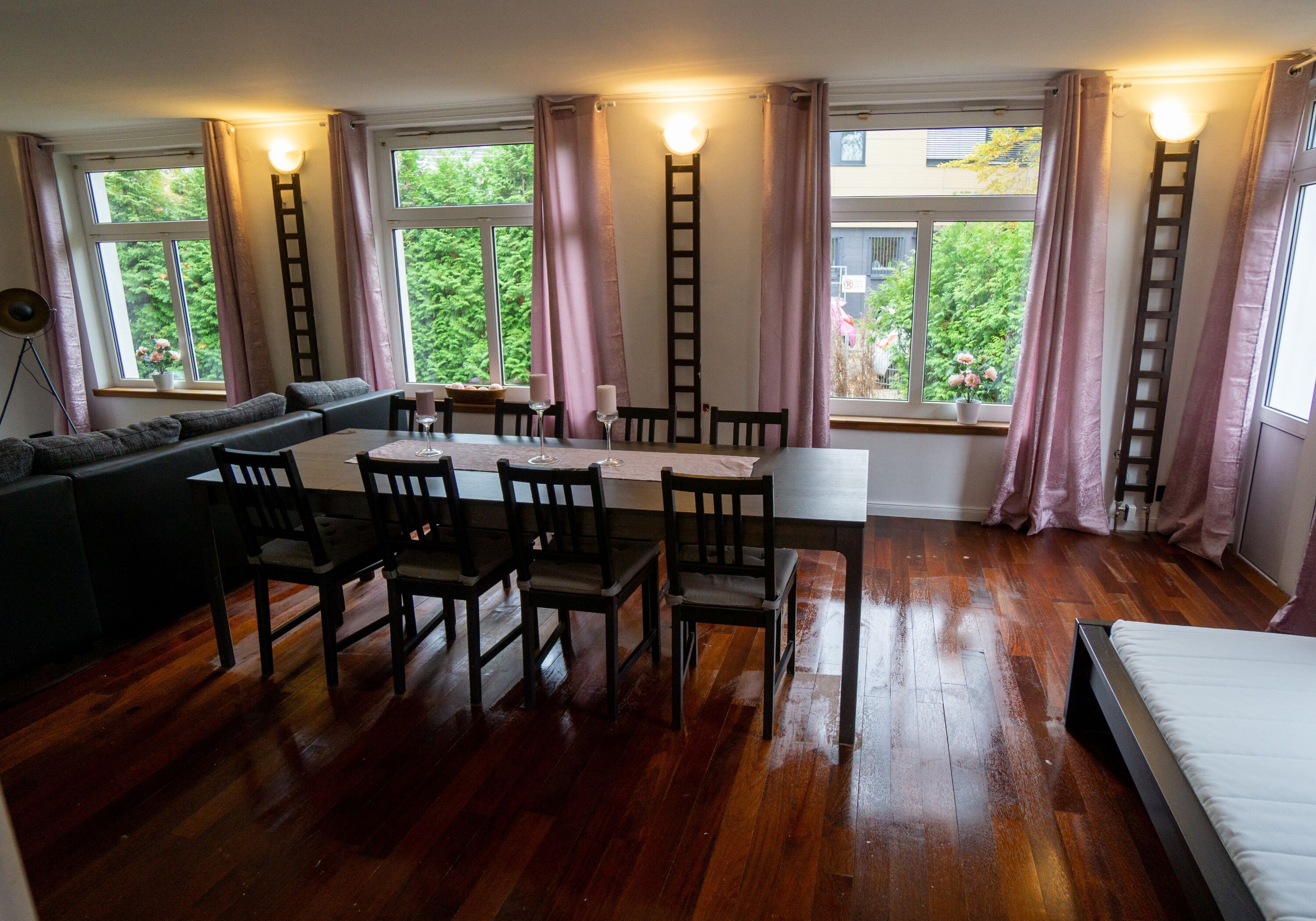 Monteur-Zimmer - Hamburg (Kreis Stormarn) - Schön geschnittene Wohnung für bis zu 8 Betten