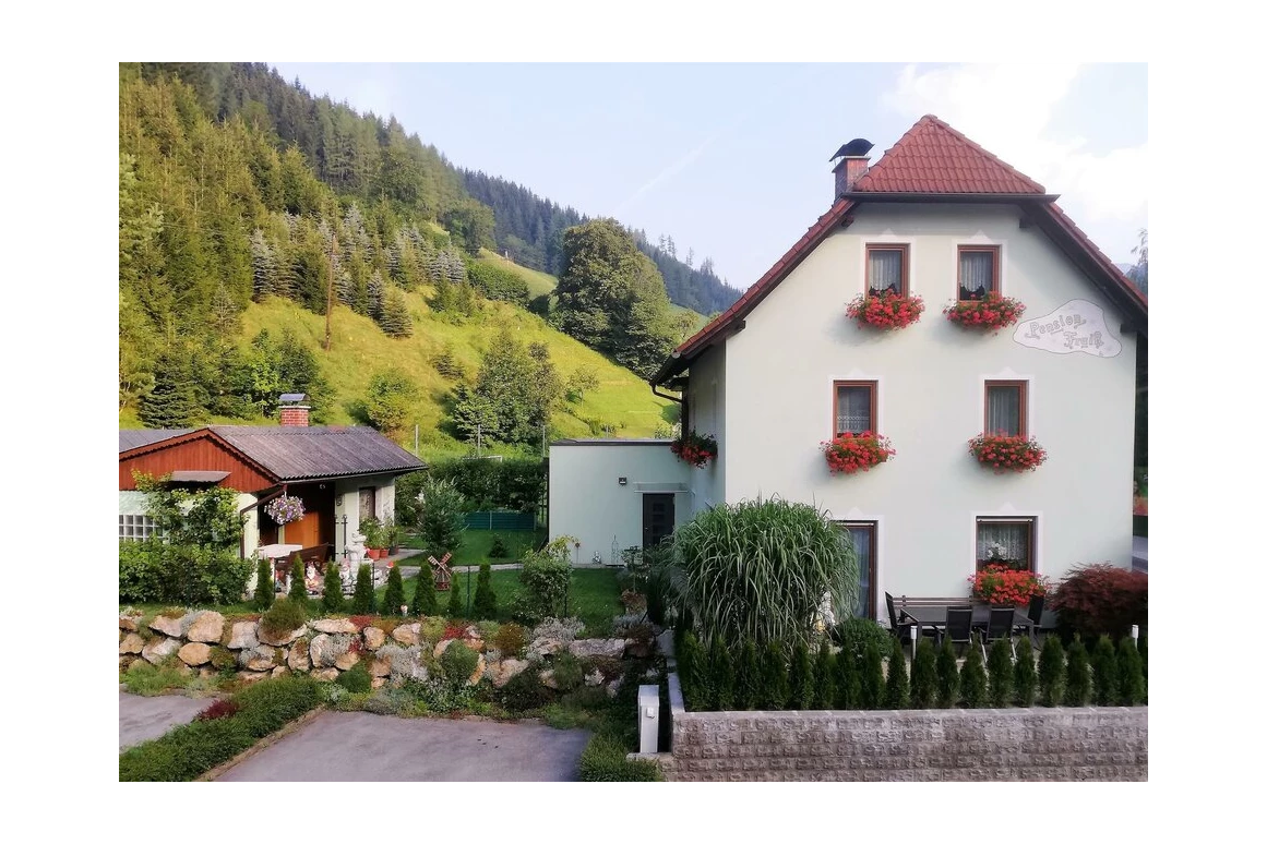 MonteurZimmer: Frühstückspension Hermine Fraiss