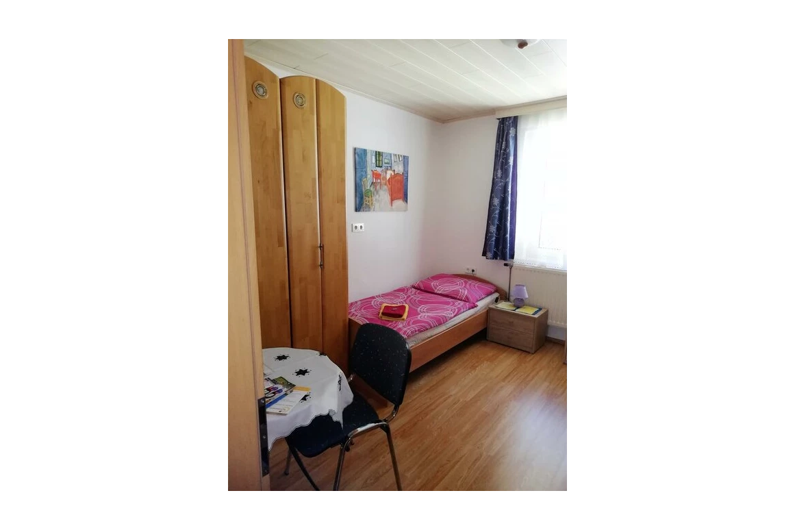 MonteurZimmer: Frühstückspension Hermine Fraiss